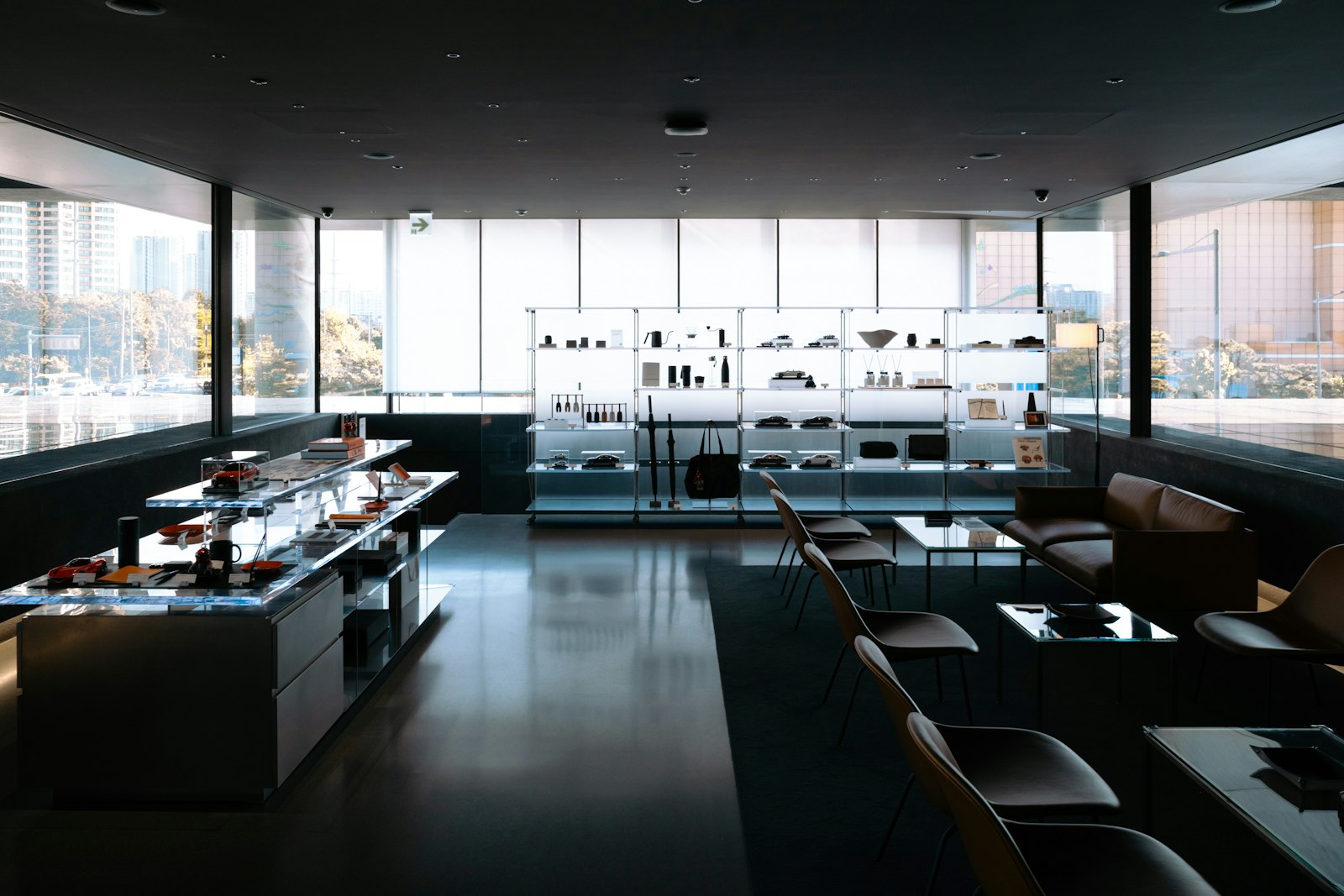 Chi tiết showroom — ảnh minh hoạ